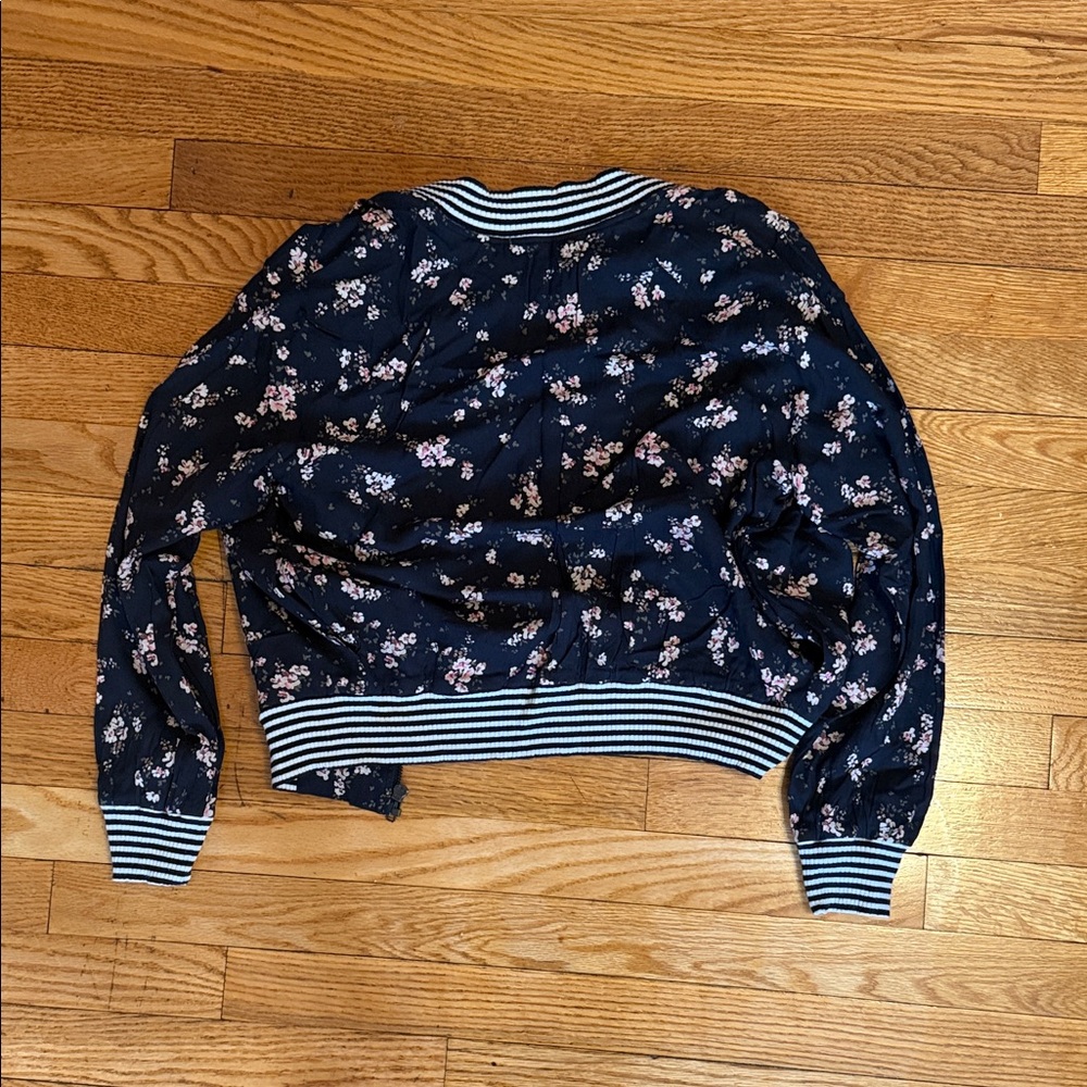 Saltwater LUXE Black Floral Jacket - Picture 3 of 3